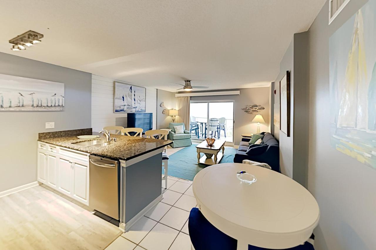 Tradewinds Condos III Orange Beach Room photo